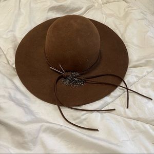 Kathy Jeanne woolfelt hat